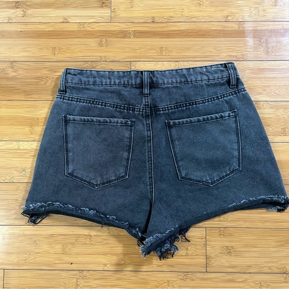 Banjara Black Floral Embroidered High Waist 3” Jean Shorts Whimsigoth - Picture 3 of 8